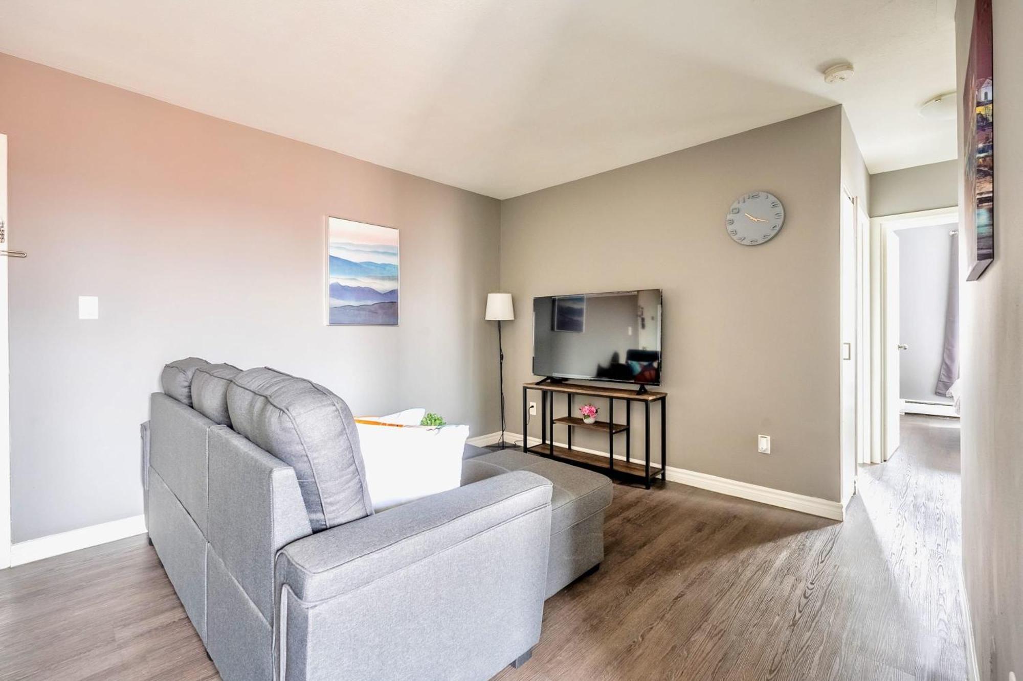 Appartement Newly Renovated 2Br Unit In Glenview West à Hamilton Extérieur photo